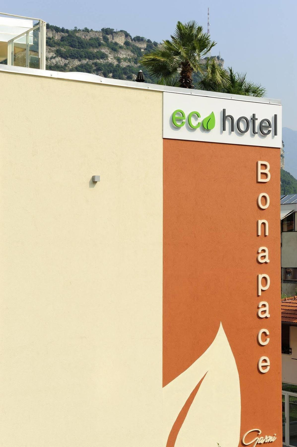 本纳巴切环保酒店 托尔博莱 外观 照片